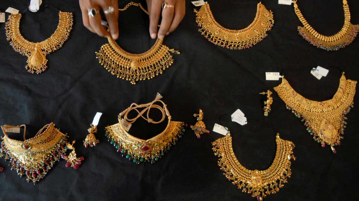 gold-jewellery
