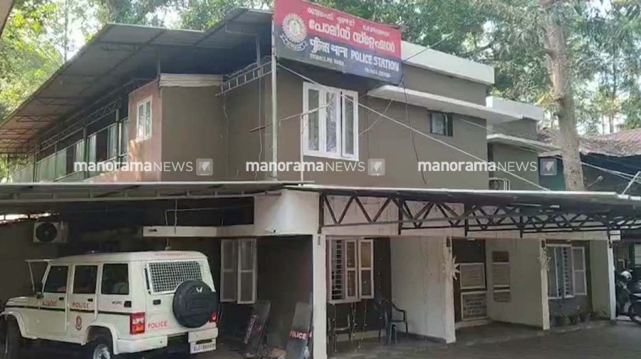 kuruppampadi-police-2