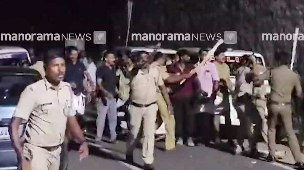 netayam-clash-police-assault