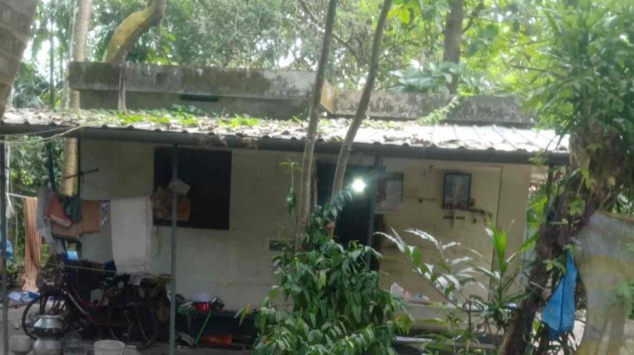 man-found-dead-house-thaneermukkom-police-investigation