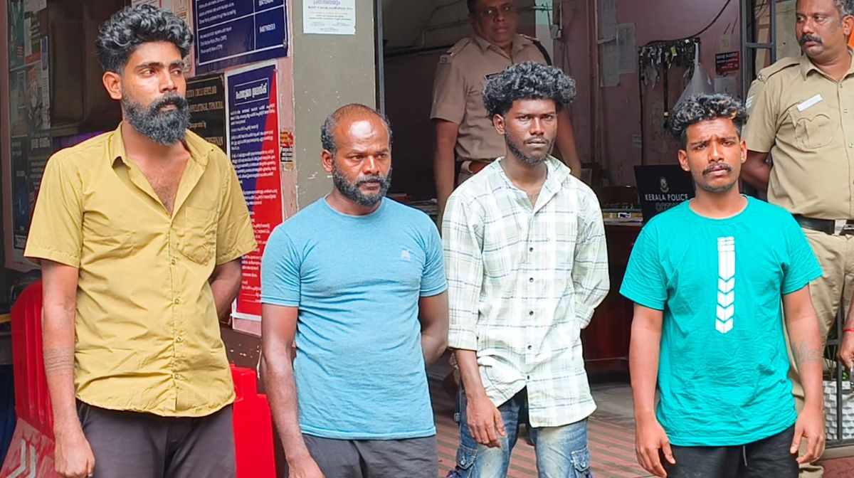 jewellery-owner-gold-loan