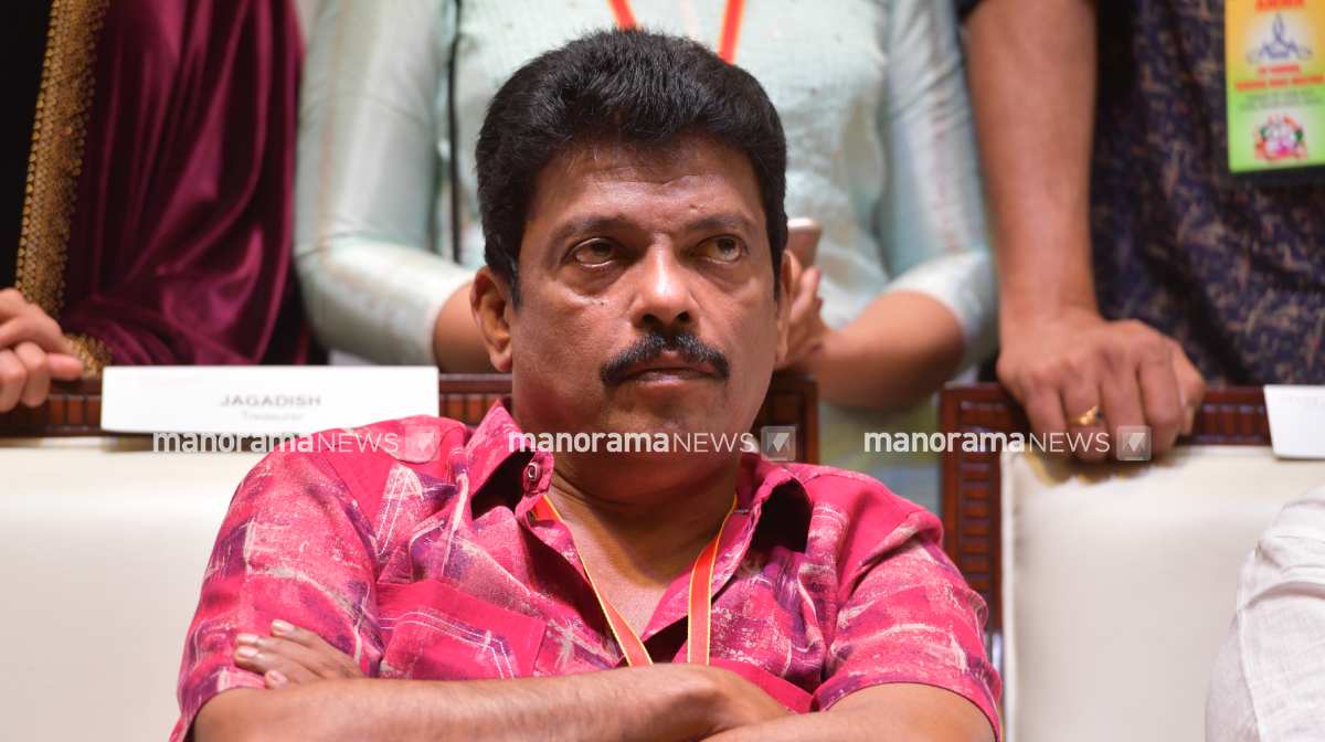 KOCHI 2019 JUNE 30  :  Actor Jagadeesh  .@ JOSEKUTTY PANACKAL / MANORAMA