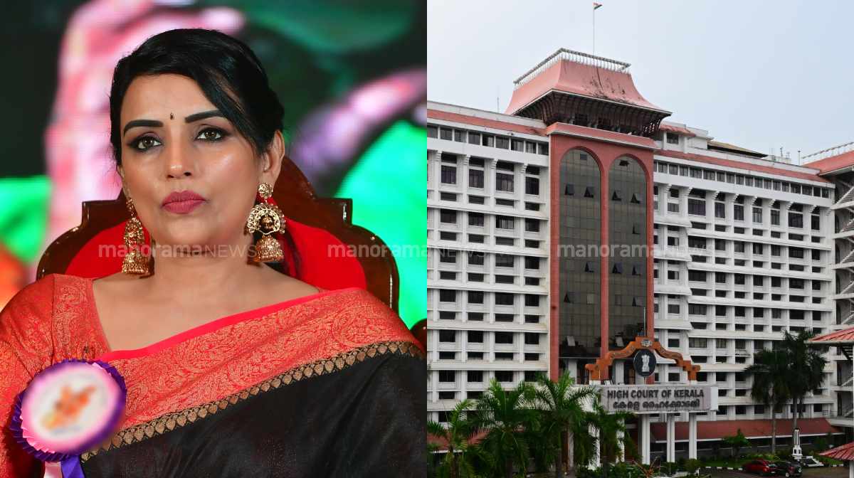 shwetha-menon-high-court-2
