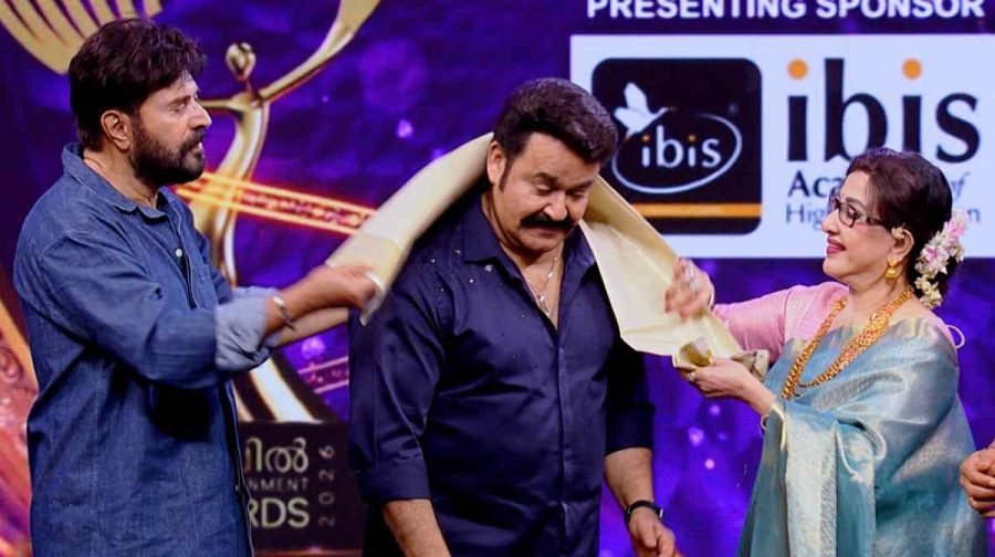 mazhavil-entertainment-awards-mammootty-mohanlal