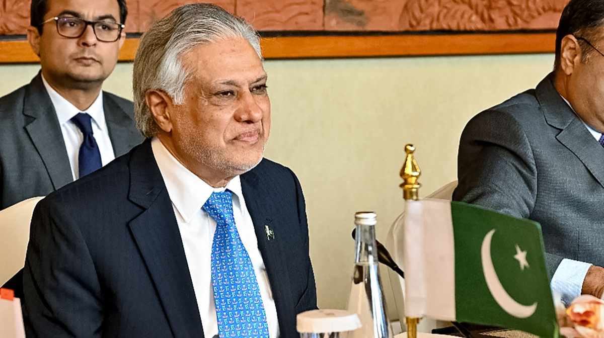 ishaq-dar-pak