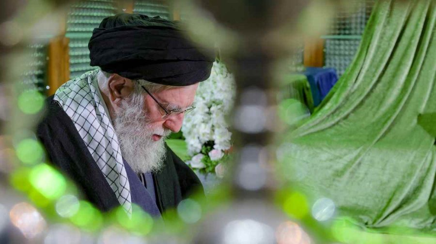 In this photo released by an official website of the office of the Iranian supreme leader, Supreme Leader Ayatollah Ali Khamenei prays at the grave of the late revolutionary founder Ayatollah Khomeini, commemorating the 47th anniversary of his return from exile during the 1979 Islamic Revolution, just outside Tehran, Iran, Jan. 31, 2026. AP/PTI(AP03_01_2026_000038B)