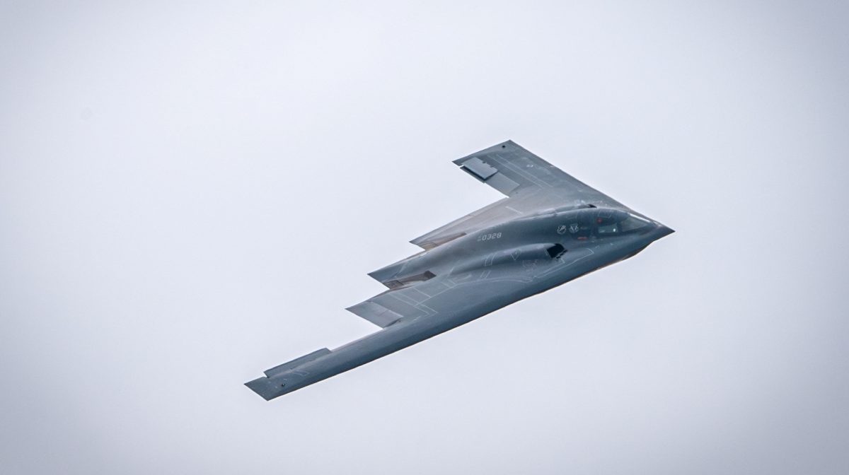 U.S. Air Force B-2 Spirit bomber, assigned to the 509th Bomb Wing out of Whiteman Air Force Base, Missouri, performs a fly-over during the Speed of Sound Airshow, at Rosecrans Air National Guard Base in St. Joseph, Missouri, U.S. September 14, 2024.  U.S. Air National Guard/Master Sgt. Patrick Evenson/Handout via REUTERS 
THIS IMAGE HAS BEEN SUPPLIED BY A THIRD PARTY