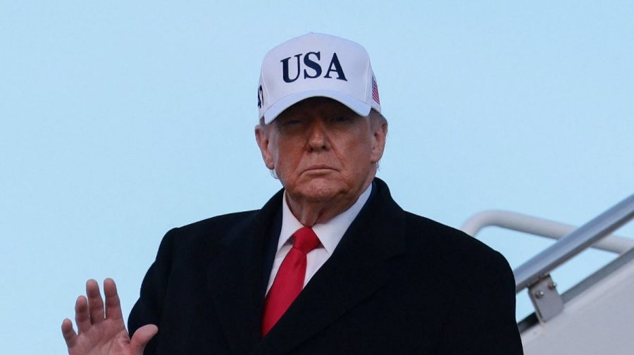 donald-trump-warns-iran-on-hanging-irfan