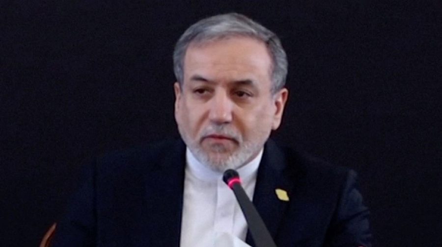 Iranian Foreign Minister Abbas Araghchi makes a speech amid amid evolving anti-government unrest, in Tehran, Iran, January 12, 2026, in this screengrab obtained from a handout video.  IRIB/Handout via REUTERS    THIS IMAGE HAS BEEN SUPPLIED BY A THIRD PARTY. IRAN OUT. NO COMMERCIAL OR EDITORIAL SALES IN IRAN. NO USE IRAN, BBC PERSIAN. NO USE VOA PERSIAN. NO USE MANOTO. NO USE IRAN INTERNATIONAL. NO RADIO FARDA. OVERLAY FROM SOURCE.