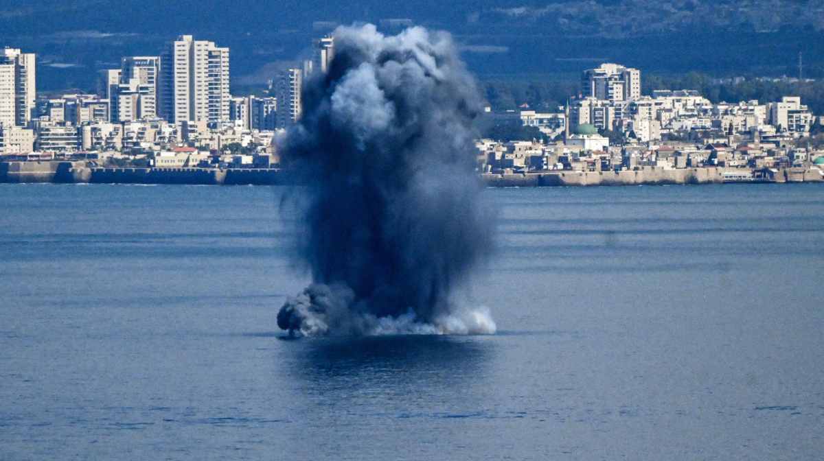 An explosion in the sea, after missiles were launched towards Israel from Iran following strikes by Israel and the U.S. on Iran, as seen from Haifa, northern Israel, February 28, 2026. REUTERS/Rami Shlush  ISRAEL OUT. NO COMMERCIAL OR EDITORIAL SALES IN ISRAEL     TPX IMAGES OF THE DAY     