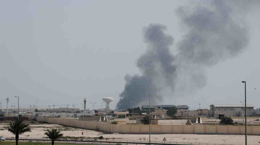 ദോഹയില്‍ ഇറാന്‍ നടത്തിയ ആക്രമണത്തിന് ശേഷം പുക ഉയരുന്നു. മാര്‍ച്ച് ഒന്നിനുള്ള ചിത്രം. 