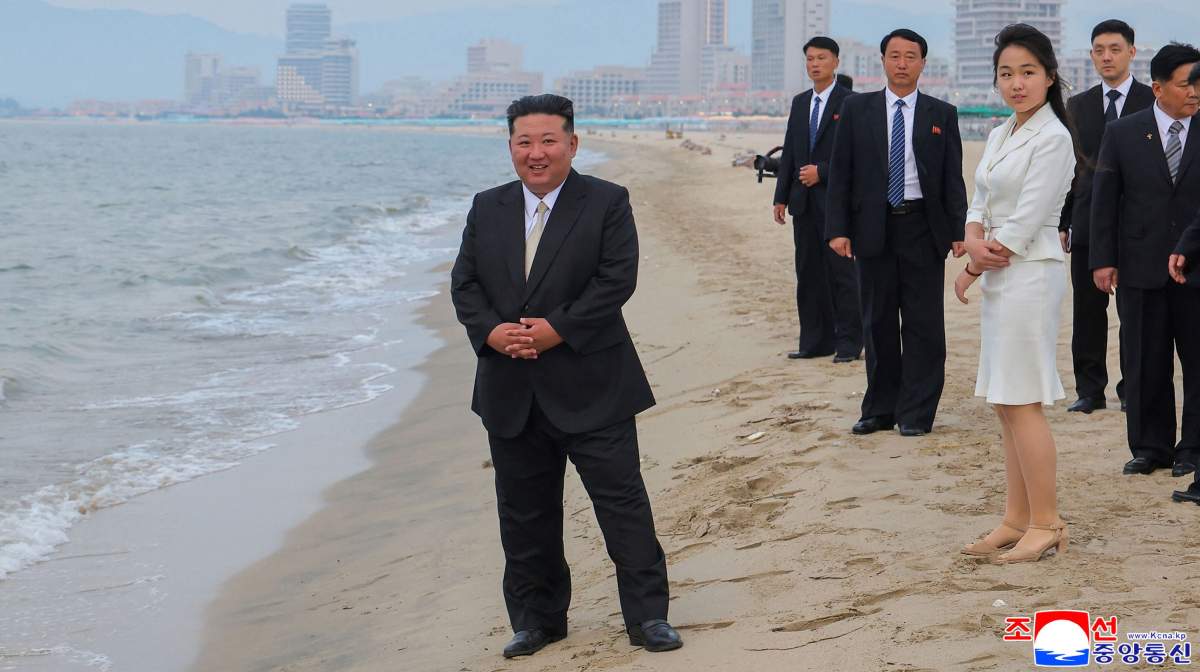 kim-jong-un-kalma-beach