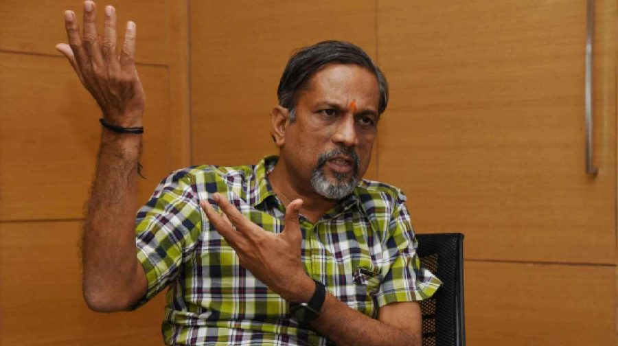 ശ്രീധര്‍ വെമ്പു