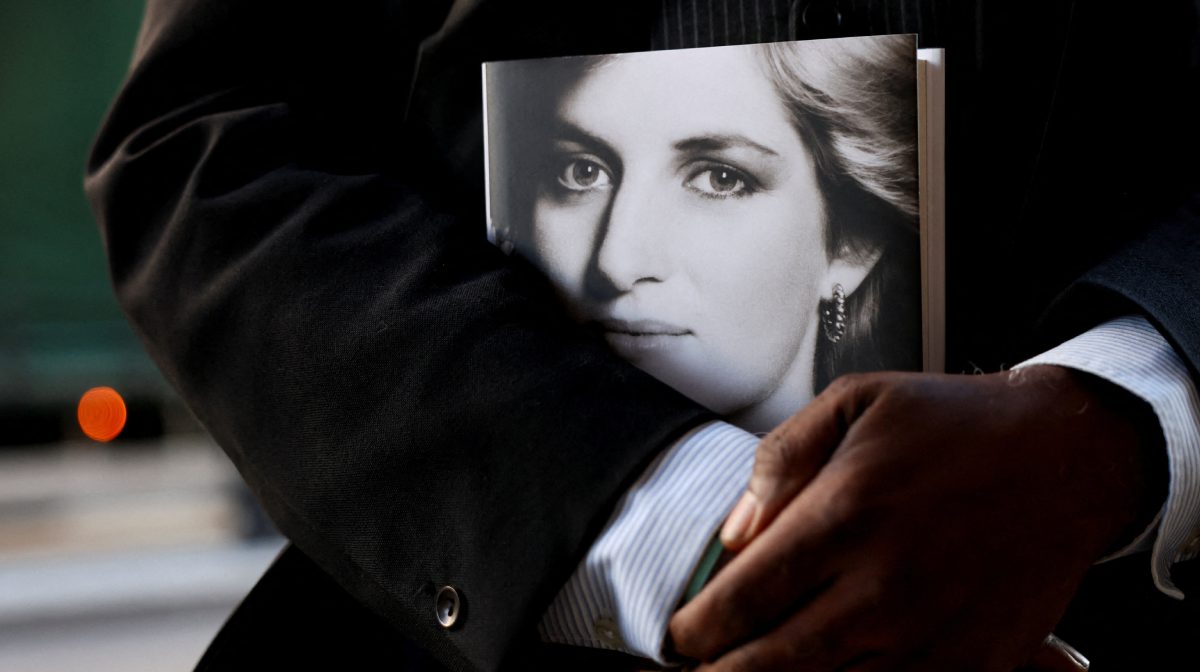 swan-song-diana-book