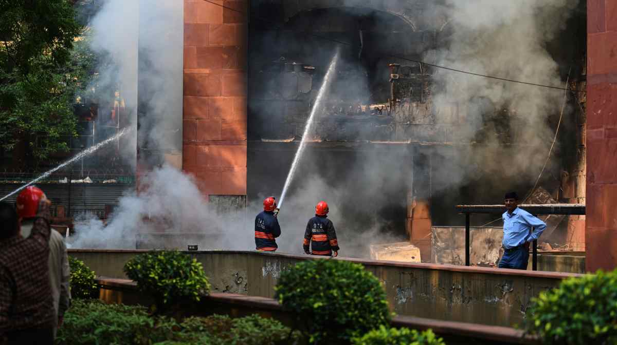 delhi-fire