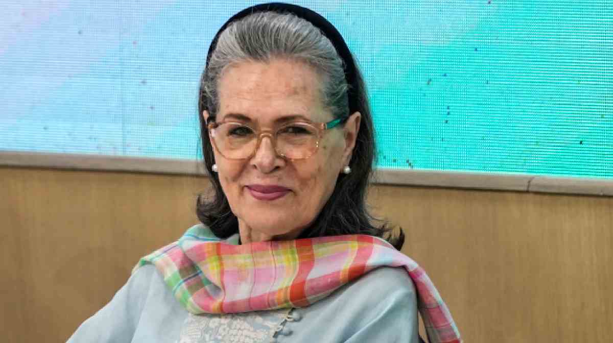 sonia-gandhi-in-hospital
