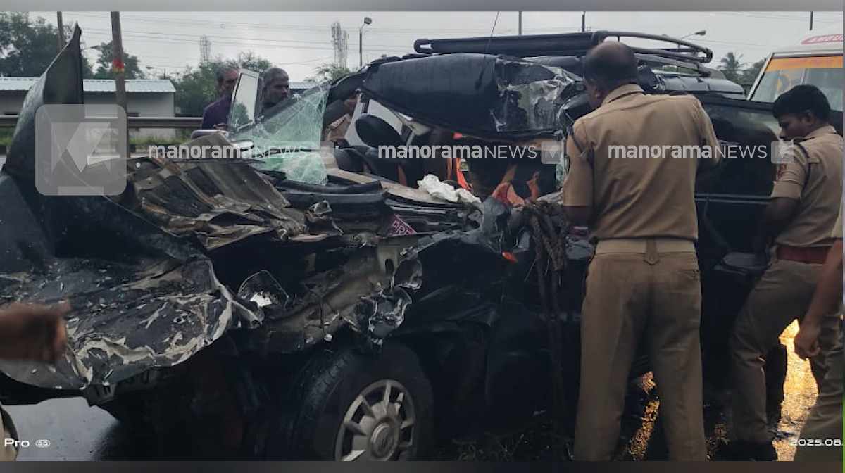 walayar-car-accident