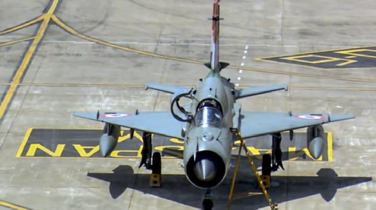 MiG-21 Bids Farewell After Decades of Service | മിഗ് 21ന് വീരോചിത ...