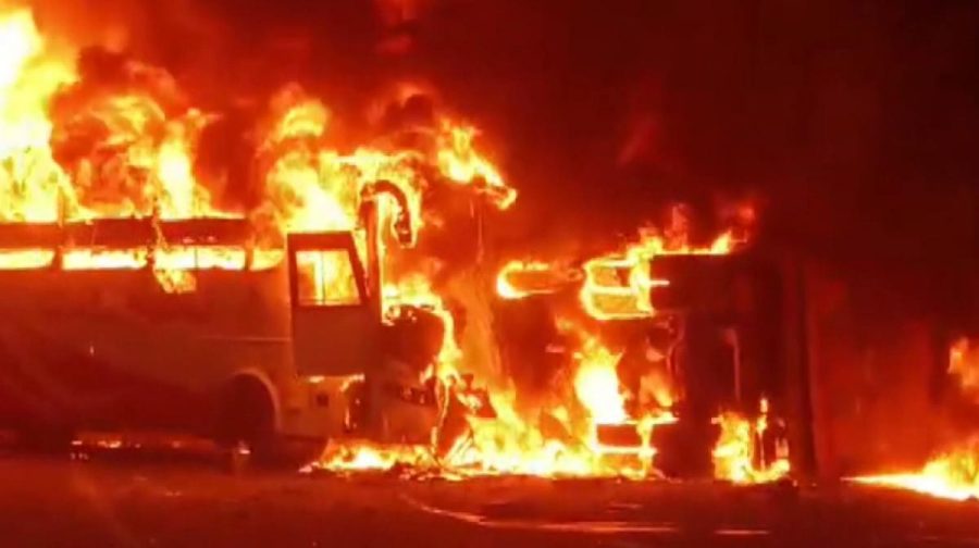 andhra-bus-fire-3