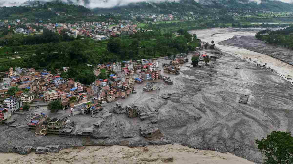anxiety-over-indians-missing-in-nepal-flash-floods