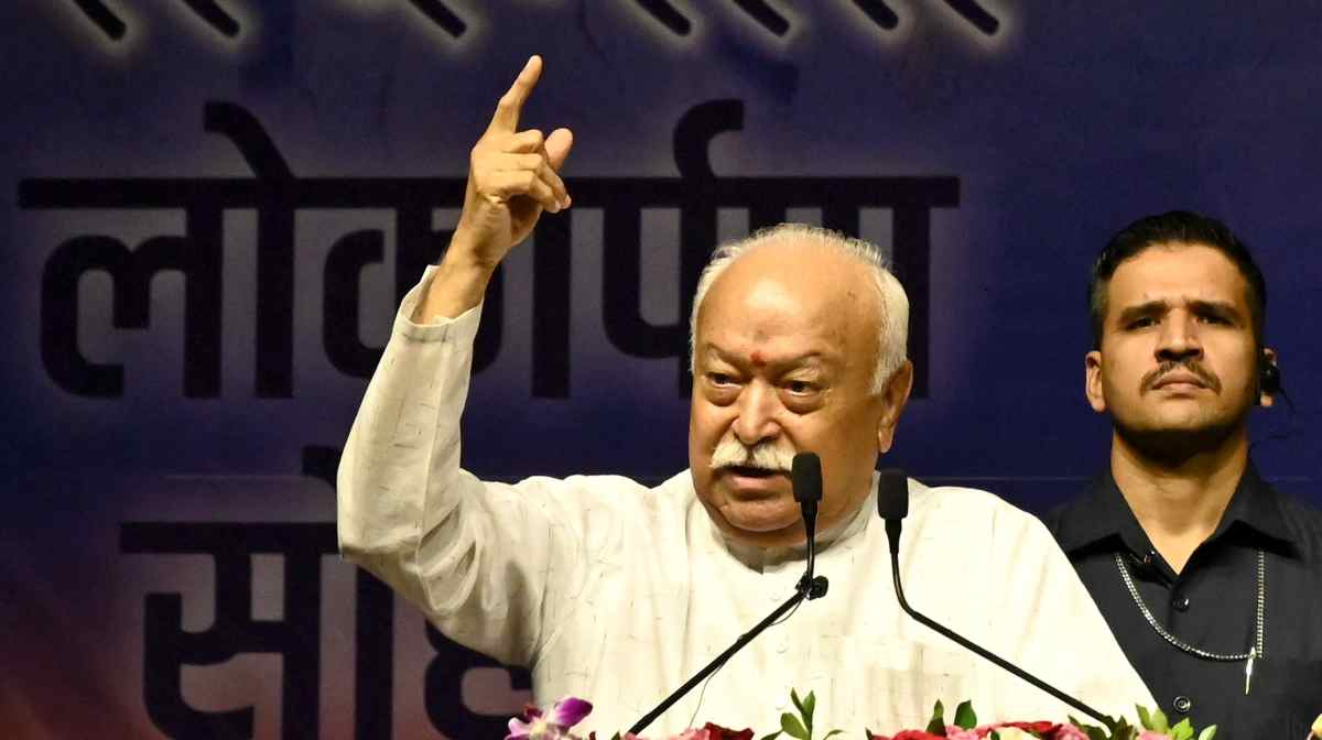 Nagpur: RSS Chief Mohan Bhagwat addresses the gathering during the launch of  Ajraamar SanghGeet' composed by Padma Shree singer Shankar Mahadevan, organised by Khasdar Sanskrutik Mahotsav Samiti marking the centenary year of RSS, in Nagpur, Sunday, Sept. 28, 2025. (PTI Photo)(PTI09_28_2025_000566B)