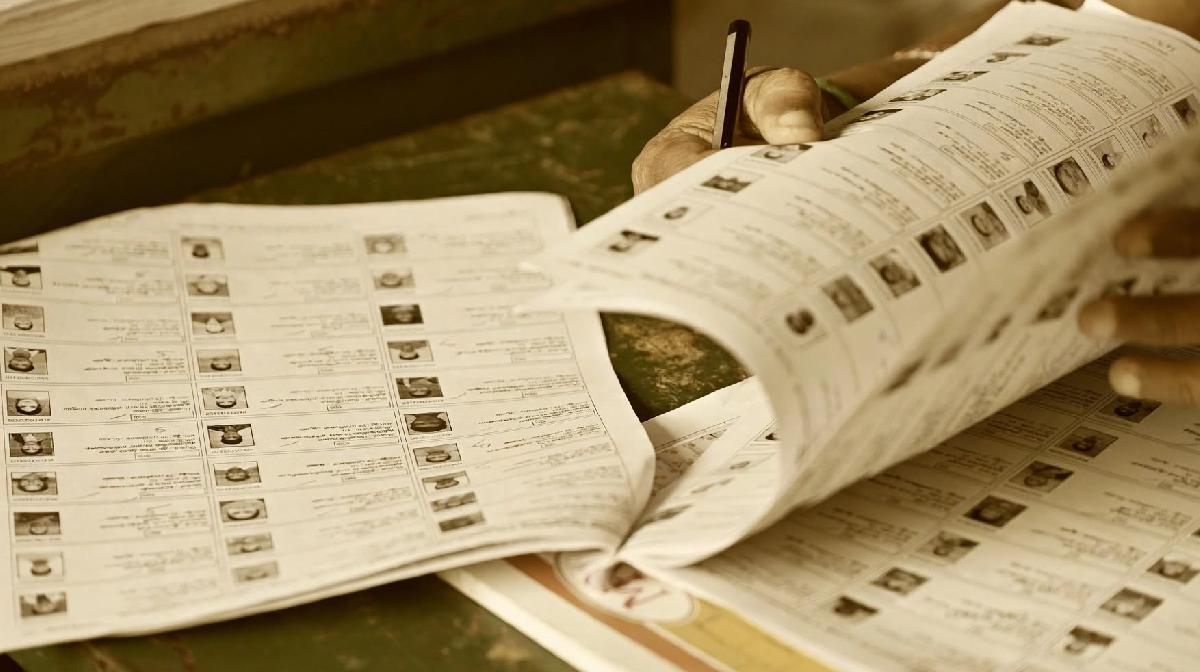 fake-voter-applications-police-investigation