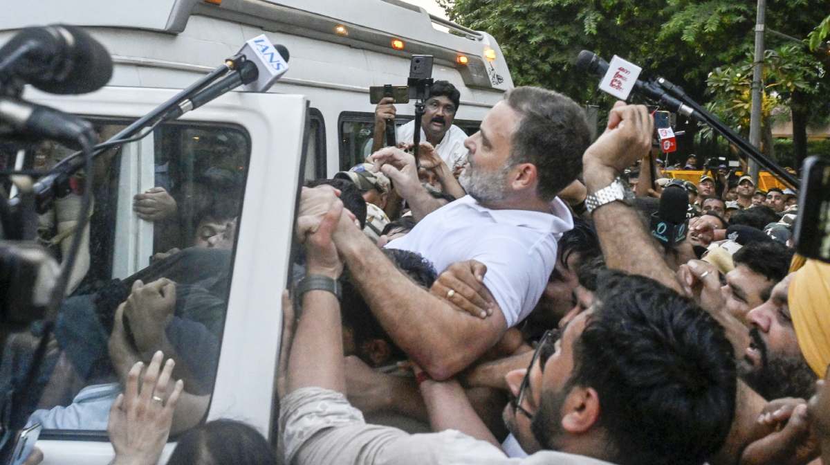 .JJP 07 OCT DELHI arrest rahul jantar .à´ à´¨àµ à´¤àµ à´¯à´¾ à´¸à´ àµ à´¯à´  à´¡àµ½à´¹à´¿à´¯à´¿à´²àµ  à´ à´¨àµ à´¤àµ¼ à´®à´¨àµ à´¤à´±à´¿à´²àµ à´ àµ à´ àµ  à´¨à´ à´¤àµ à´¤à´¿à´¯ à´®à´¾àµ¼à´ àµ à´ à´¿àµ½ à´¨à´¿à´¨àµ à´¨àµ  à´°à´¾à´¹àµ àµ½ à´ à´¾à´¨àµ à´§à´¿à´¯àµ  à´ à´¸àµ à´±àµ à´±à´¡à´¿à´¯à´¿à´²àµ à´ àµ à´¤àµ à´¤àµ  à´µà´¾à´¹à´¨à´¤àµ à´¤à´¿àµ½ à´ à´¯à´±àµ à´±àµ à´¨àµ à´¨àµ . à´ à´¿à´¤àµ à´°à´ : à´®à´¨àµ à´°à´®