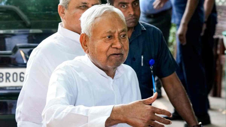 New Delhi: Bihar Chief Minister Nitish Kumar arrives at his residence, in New Delhi, Thursday, April 9, 2026. Kumar has to be sworn in as a Rajya Sabha MP. (PTI Photo/Salman Ali)(PTI04_09_2026_000335B) *** Local Caption *** 
