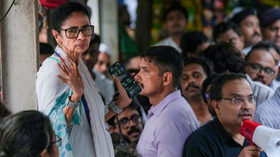 Kolkata: TMC MLA Kunal Ghosh speaks as party supremo Mamata Banerjee holds a sit-in protest against the alleged attacks on party leaders and workers, in Kolkata, West Bengal, Tuesday, June 2, 2026. (PTI Photo/Manvender Vashist Lav)(PTI06_02_2026_000238B)