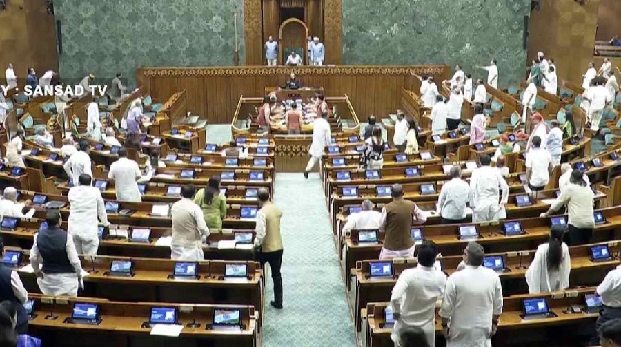 parliment-protest