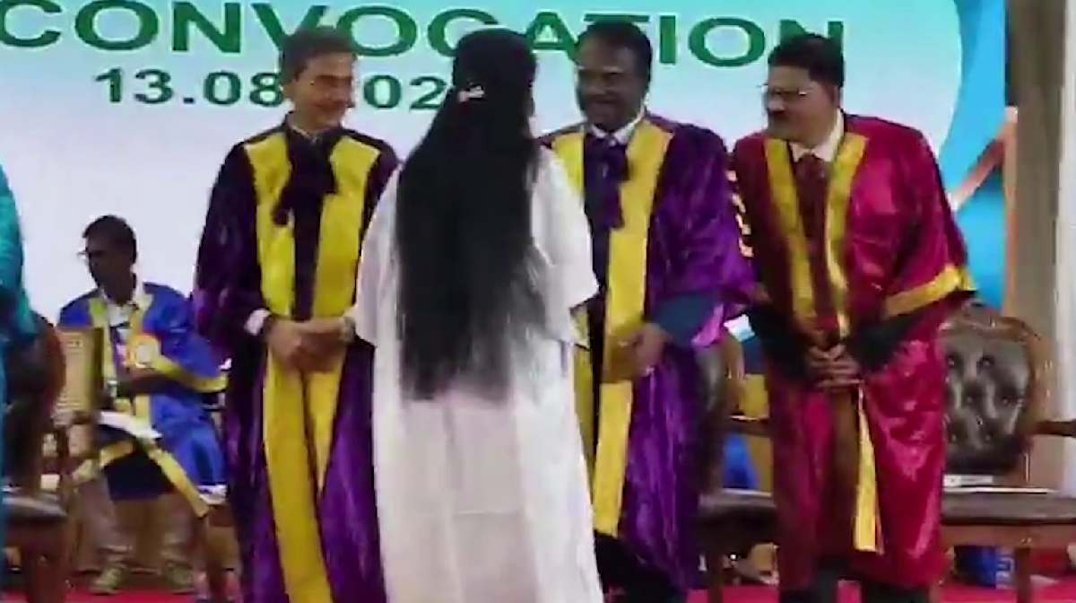 student-protest-governor