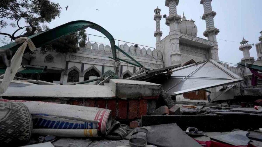 New Delhi: Debris and belongings lie outside the Syed Faiz Elahi mosque after the demolition of alleged encroachments from a land adjoining the mosque carried out by the Municipal Corporation of Delhi (MCD), at Turkman Gate area, in New Delhi, Wednesday, Jan. 7, 2025. (PTI Photo/Shahbaz Khan) (PTI01_07_2026_000006A)