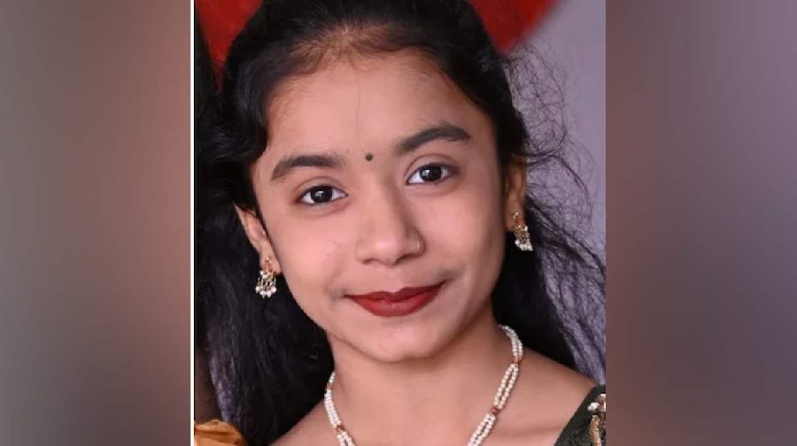 girl-dies-playing-rajkot