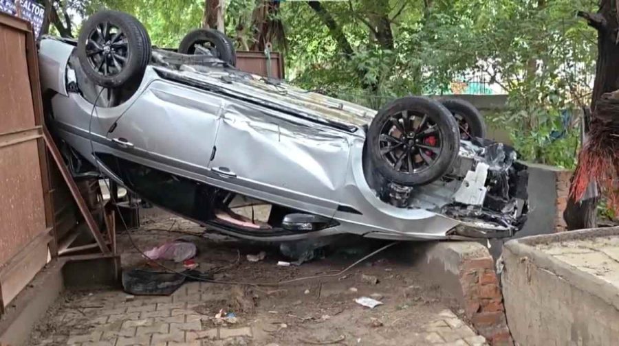 delhi-car-accident-death