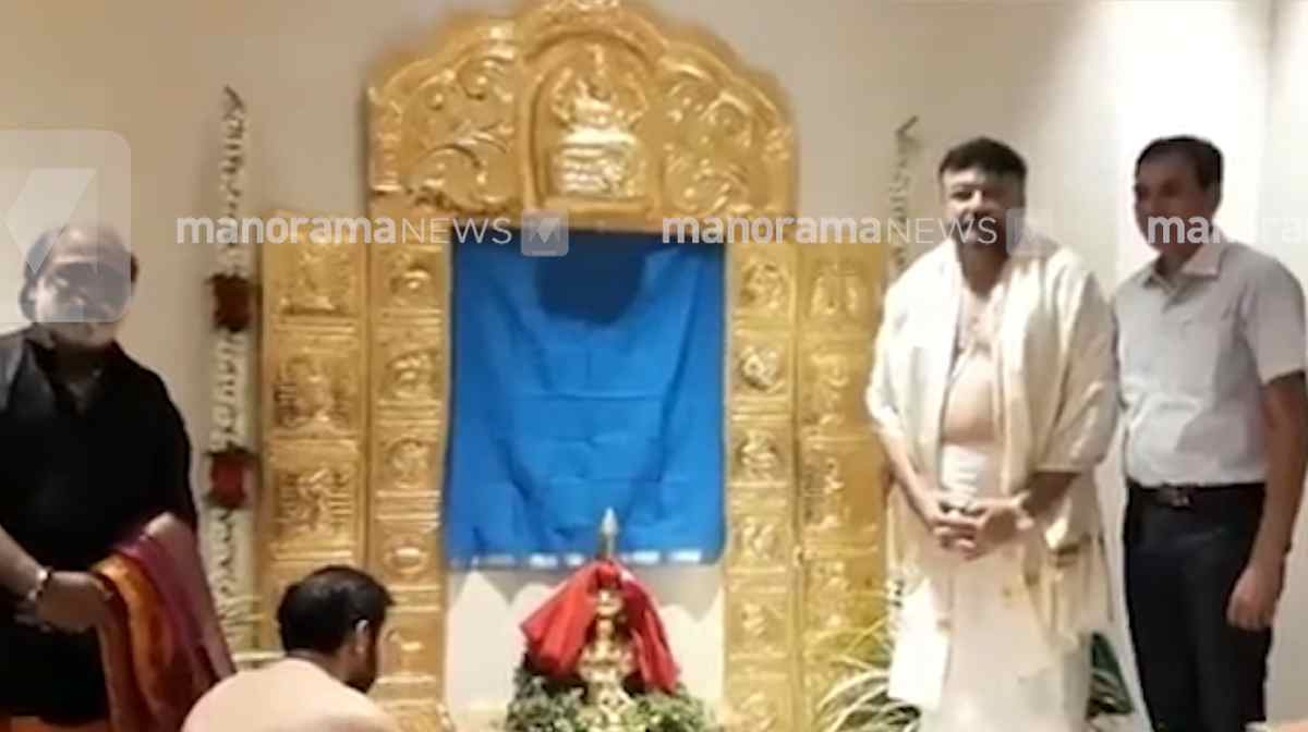 jayaram-clarifies-sabarimala-pooja-gold-door-pooja-jayaram