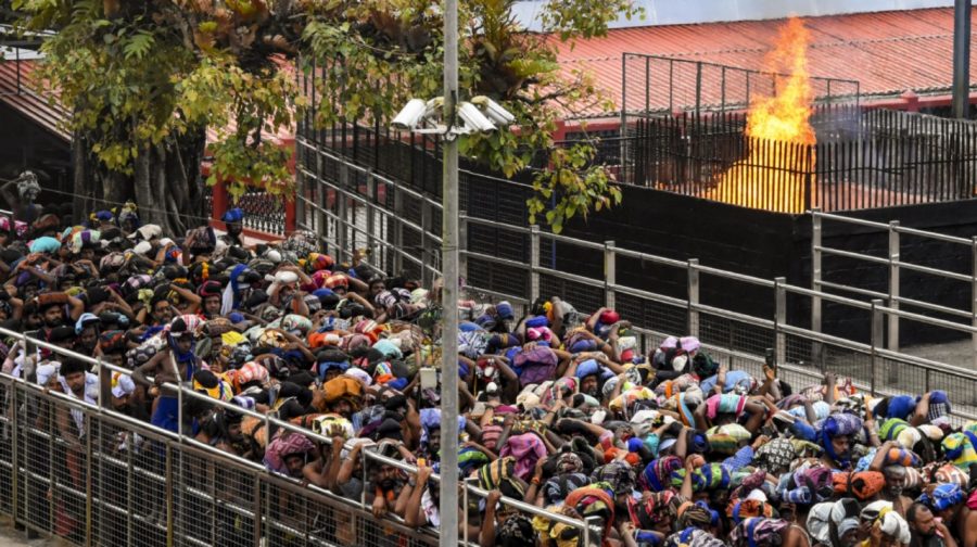 high-court-intervenes-sabarimala-crowd