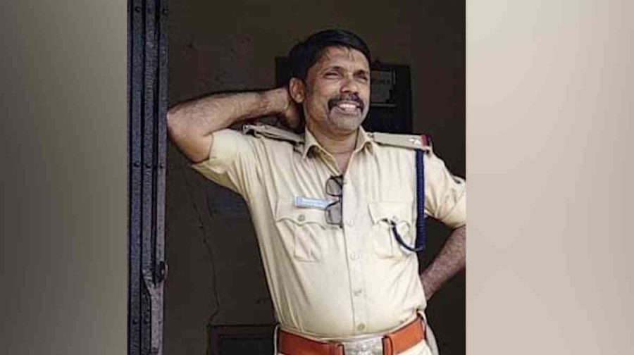 kerala-police-si-suspended-for-leaked-remand-report