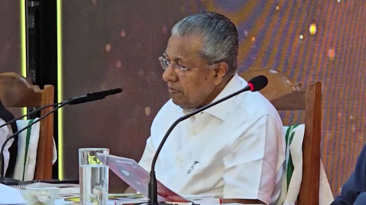 pinarayi-vijayan-04