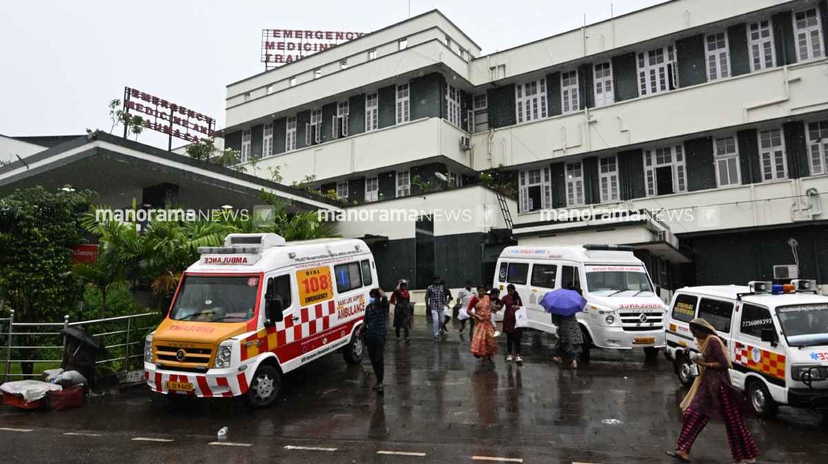 thiruvananthapuram-medical-college-equipment