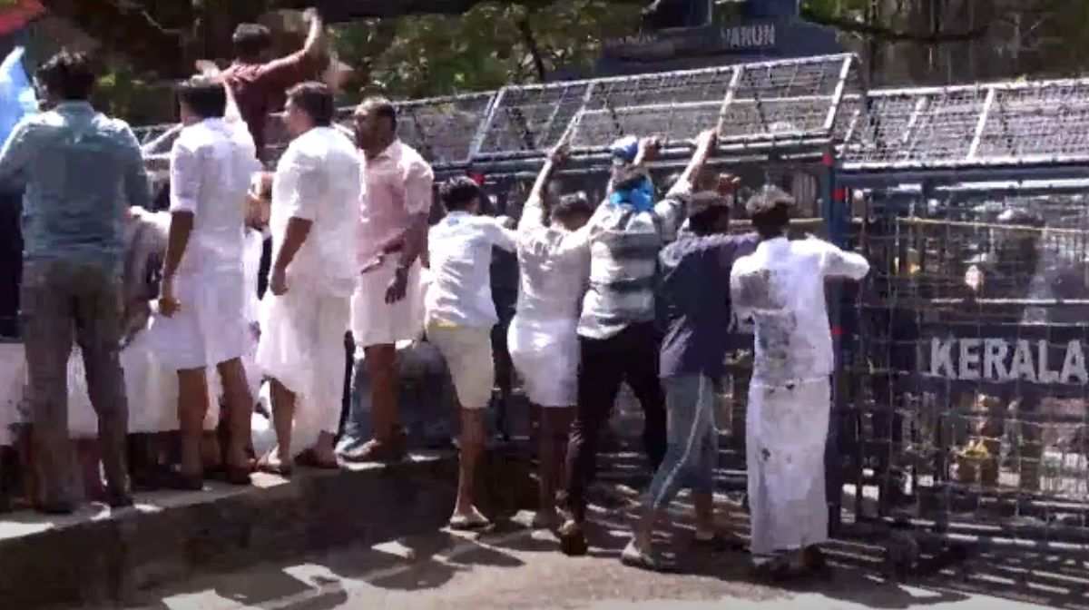thiruvananthapuram-ksu-protest