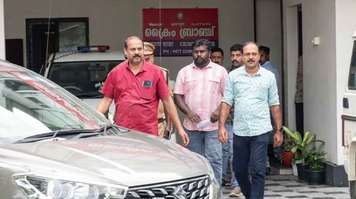 pinarayi-car
