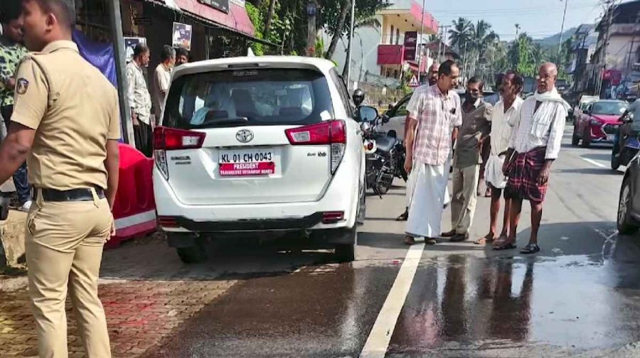 travancore-devaswom-board-president-car-accident-college-student-death-konni-koodal