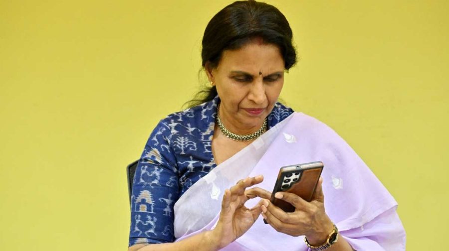 r-sreelekha