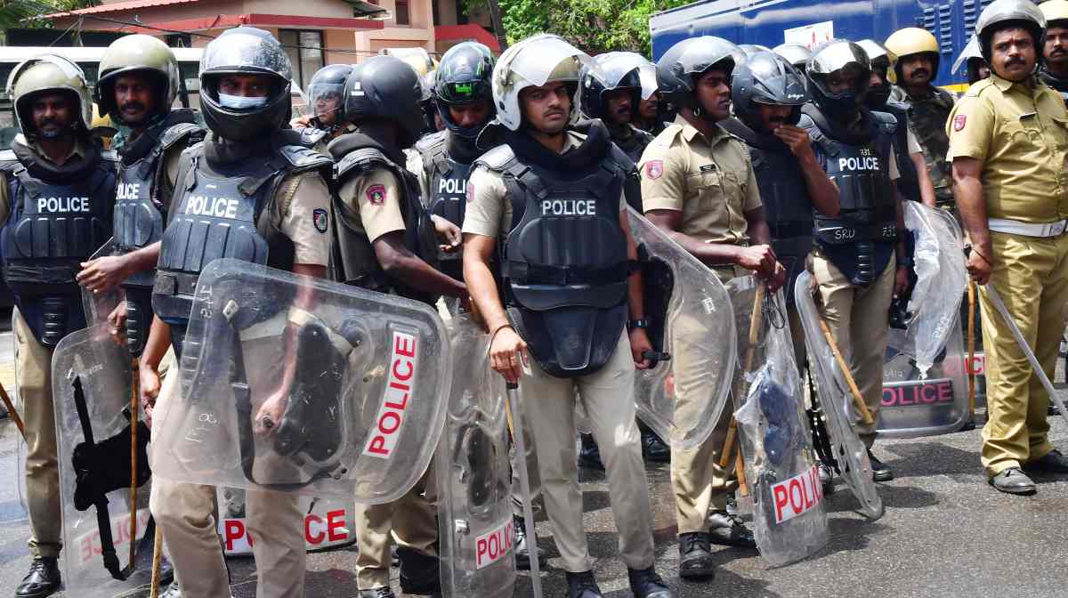 kerala-police-2