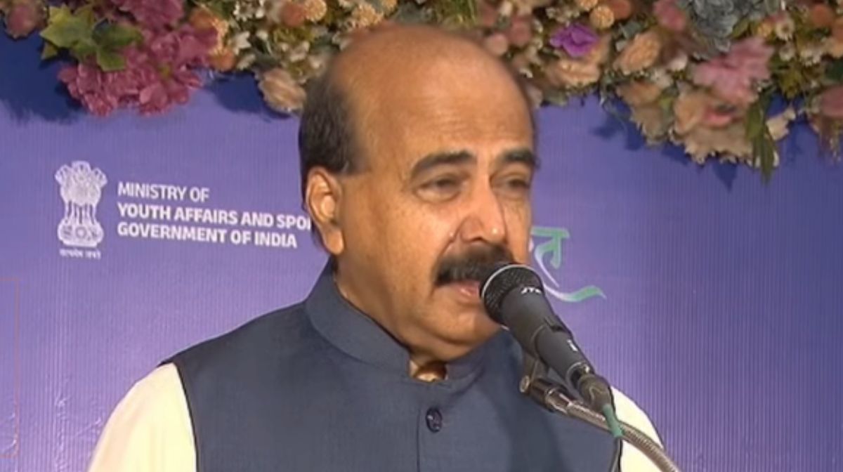 'വിദ്യാർത്ഥി സംഘടനാ നേതാക്കളില്‍ പലരും ലഹരിക്കടിമകള്‍, ഇവരെ പരിശോധിക്കണം'; അടച്ചാക്ഷേപിച്ച് കേരള വി.സി