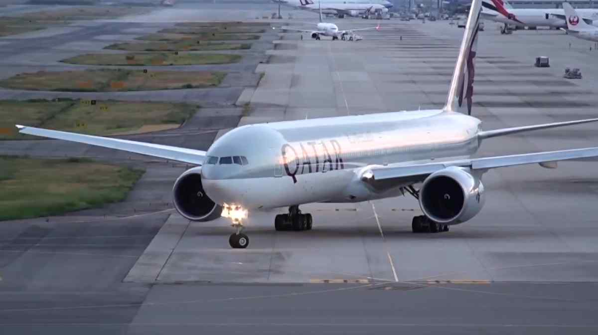 Qatar Flight Snap ഖത്തറിലെ വിമാന സർവീസുകൾ സാധാരണ നിലയിലേക്ക് | Qatar Flight Services ...