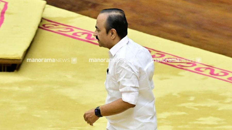 vd-satheesan-arrives-in-assembly