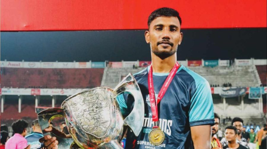super-league-kerala-calicut-fc-player-rijon-jose-dies-in-road-accident
