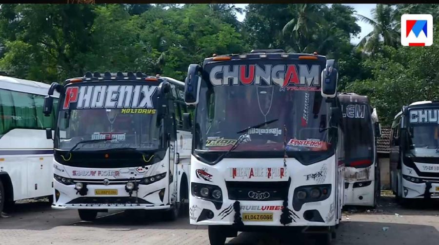 tourist-bus-kerala