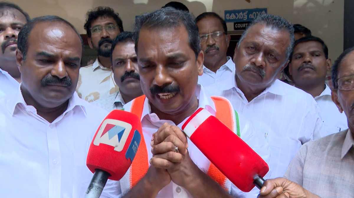 cv-shanthakumar-fake-notice-adoor-congress